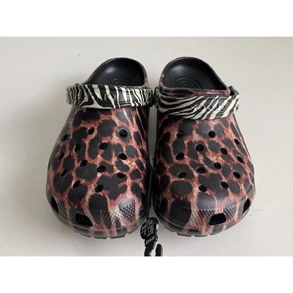 CROCS CLASSIC ANIMAL REMIX CLOG 207840-0ZR LEOPARD Zebra Men’s Sz 9 Women's 11 - Picture 1 of 9